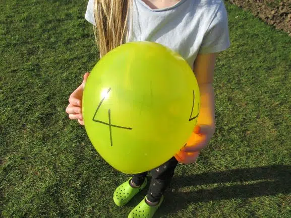 30 Brilliant Balloon Games For Kids - Early Impact Learning