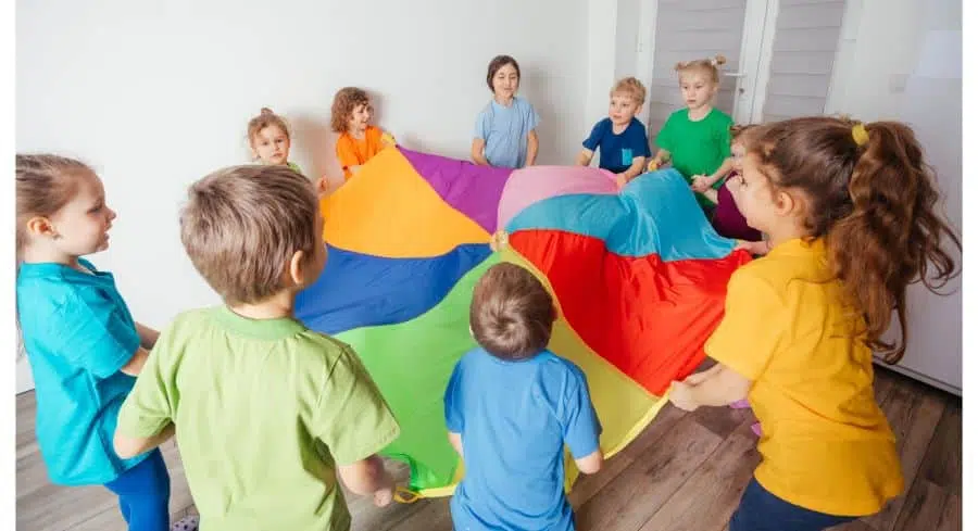 parachute icebreaker game for preschoolers